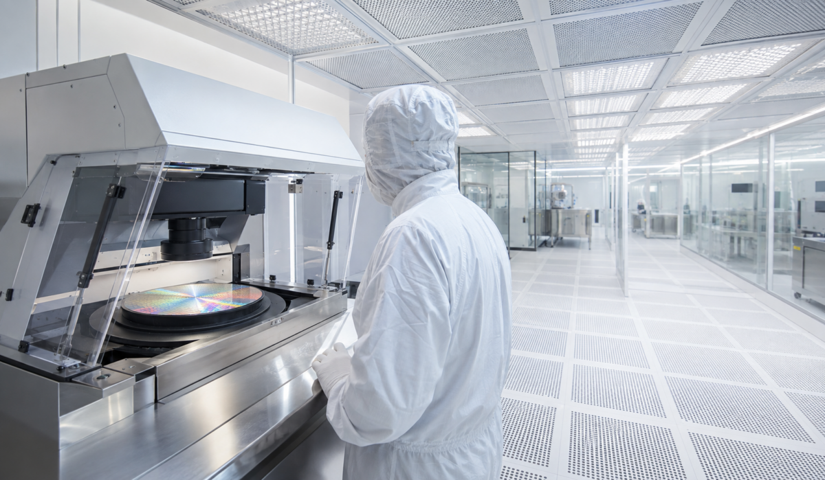 How Clean Is an ISO Class 4 Cleanroom?